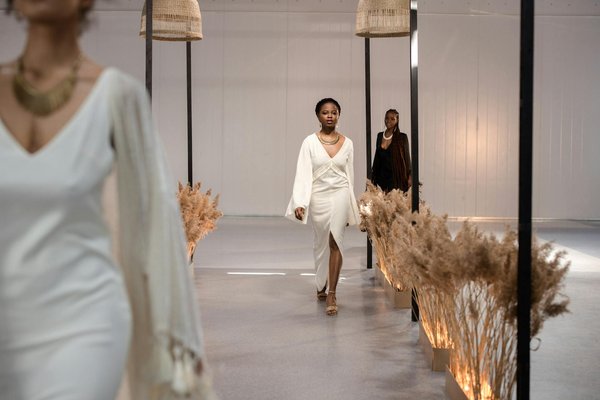 Pellicule grasse : solutions pour un cuir chevelu sain